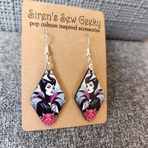 Maleficent Sleeping Beauty Disney Villain Earrings - Picture 3 of 3